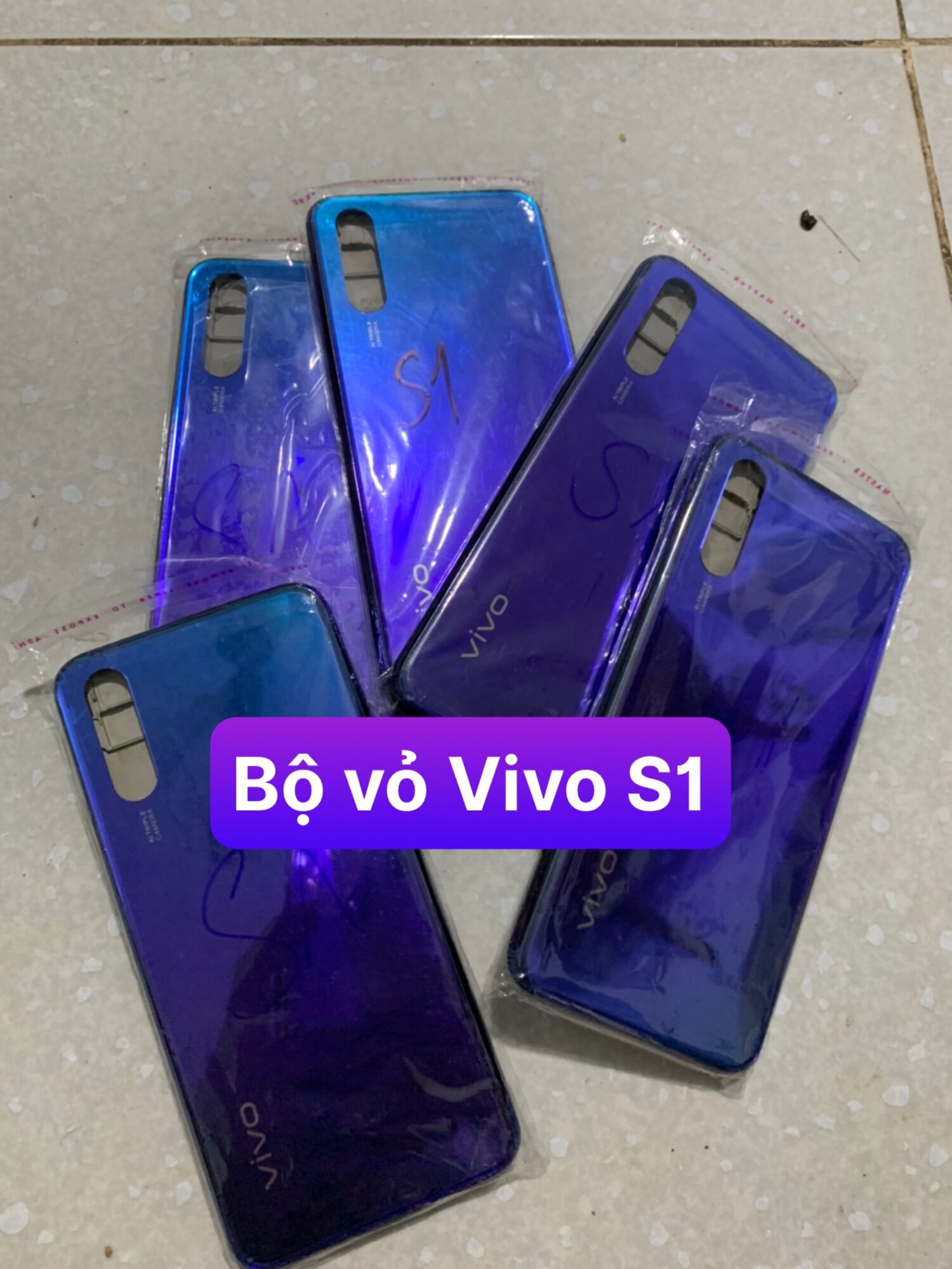 Bộ vỏ vivo s1 ( gồm sườn , lưng , nút bấn , kính cam)