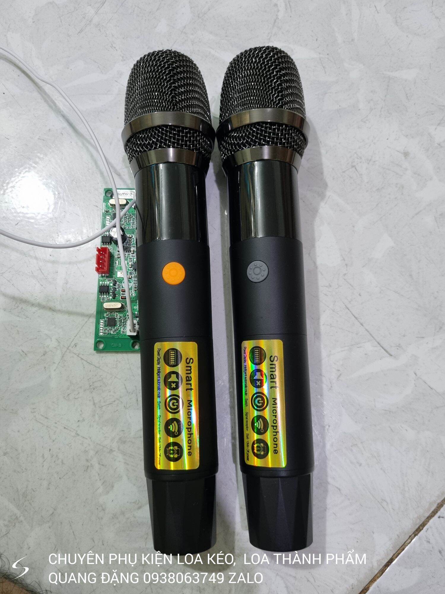 Micro 2 màn hình chống hú cực tốt