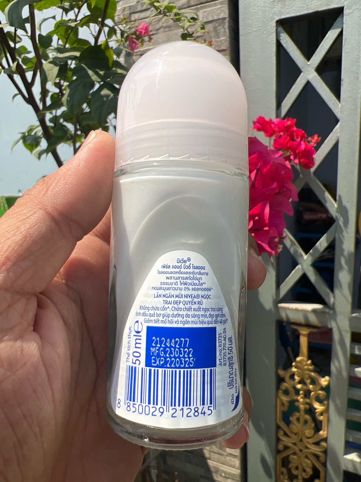 lăn khử mùi Nivea ngọc trai 50ml