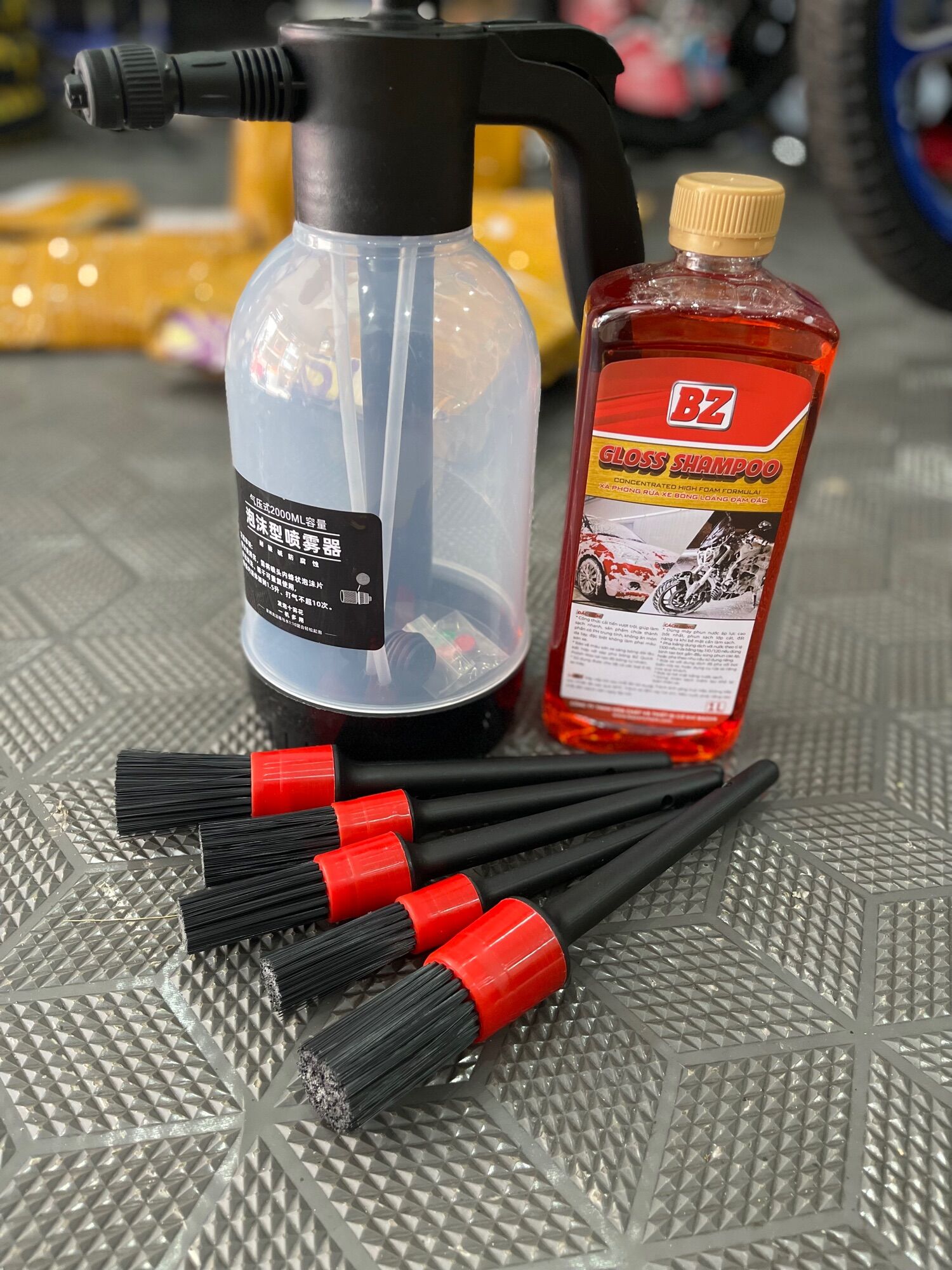 Combo rửa xe tại nhà tạo bọt tuyết siêu sạch