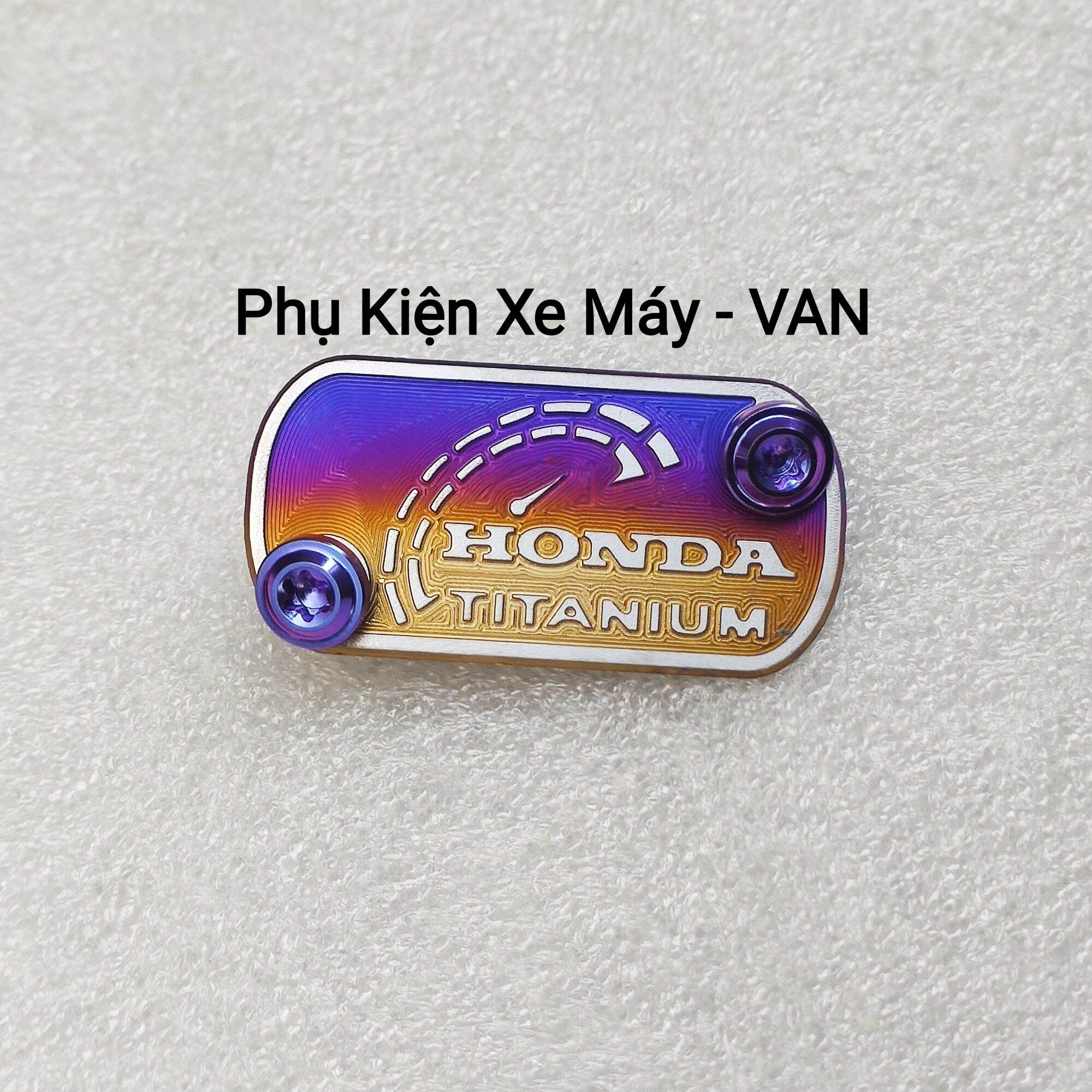Ốp Nắp Dầu Xe Winner X V2 V3 Titan