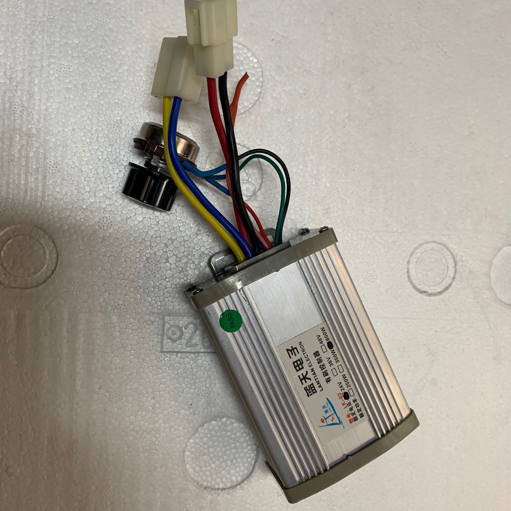 IC điều khiển tốc độ 24v 800w dùng chiết áp