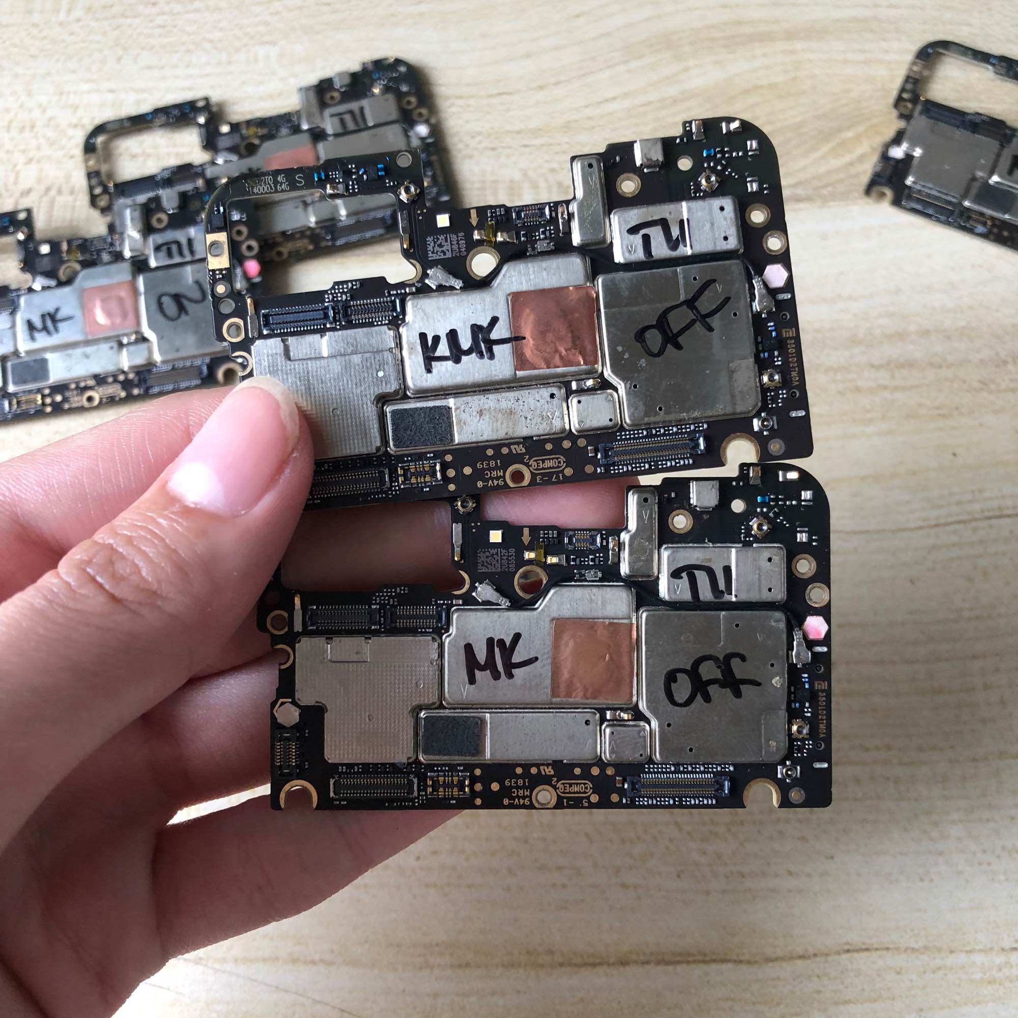 Main Xiaomi Mi 8 Lite Zin Full Chức Năng ( Sim , Sạc , Wifi ,..)
