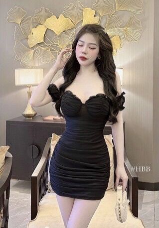 ĐẦM CÚP NGỰC TRỄ VAI