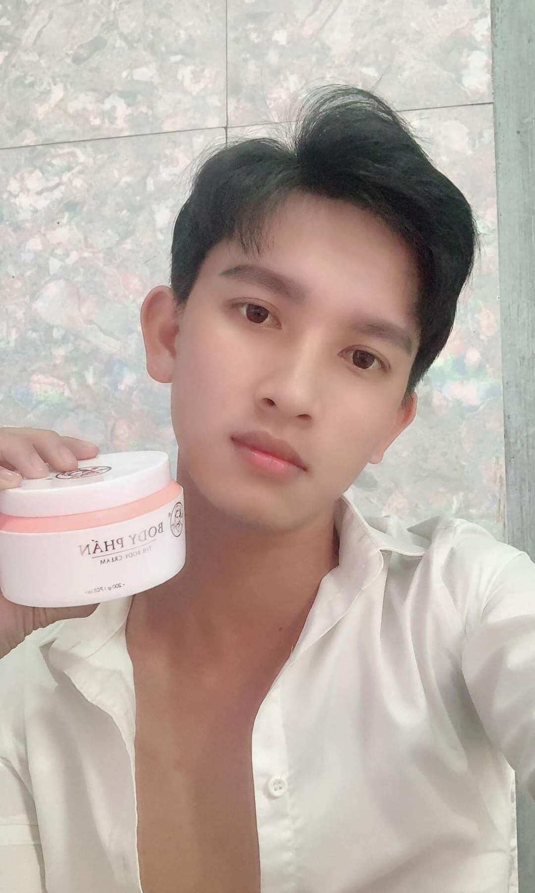 body phấn bà lão chính hãng