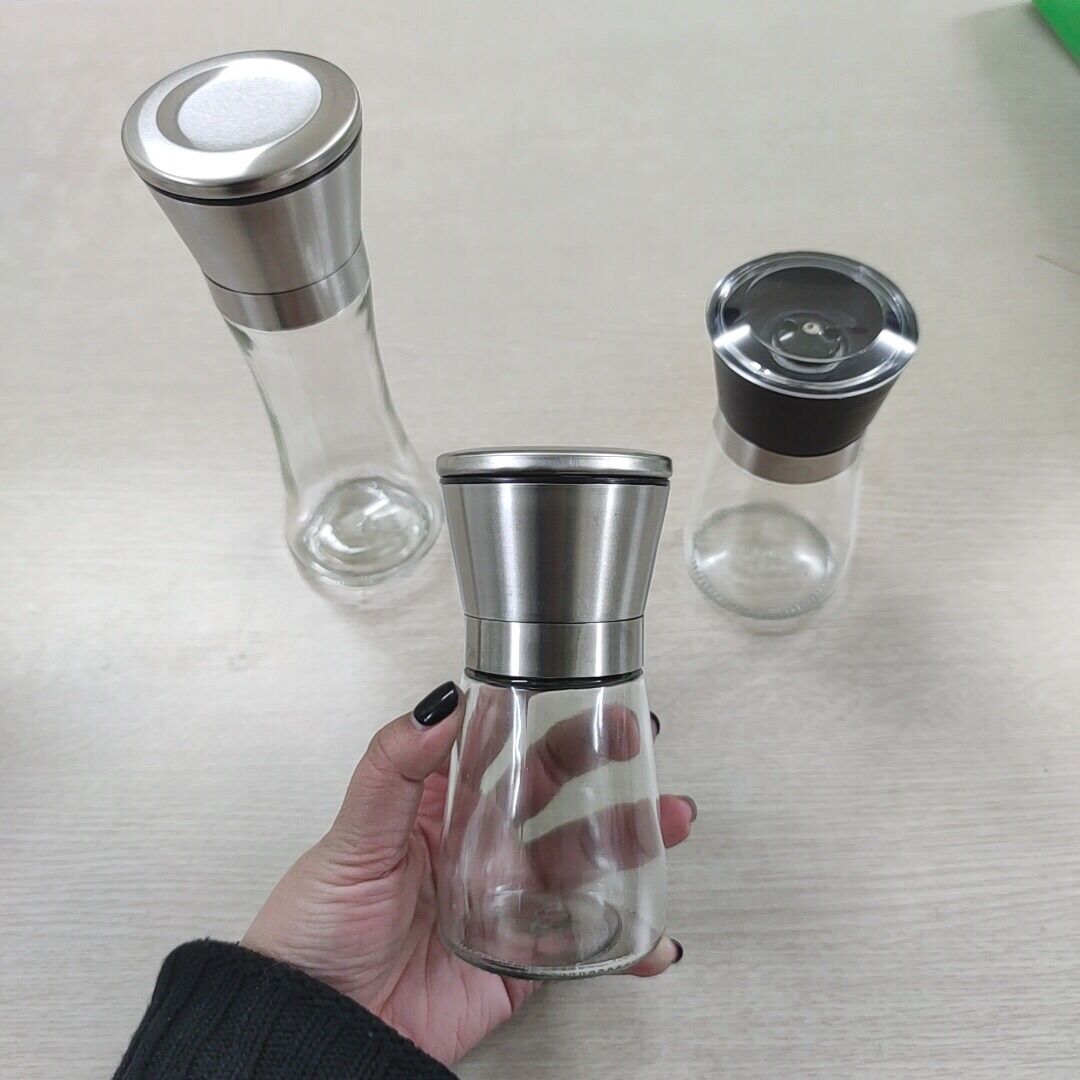 Lọ xay tiêu dáng thấp nắp inox 304