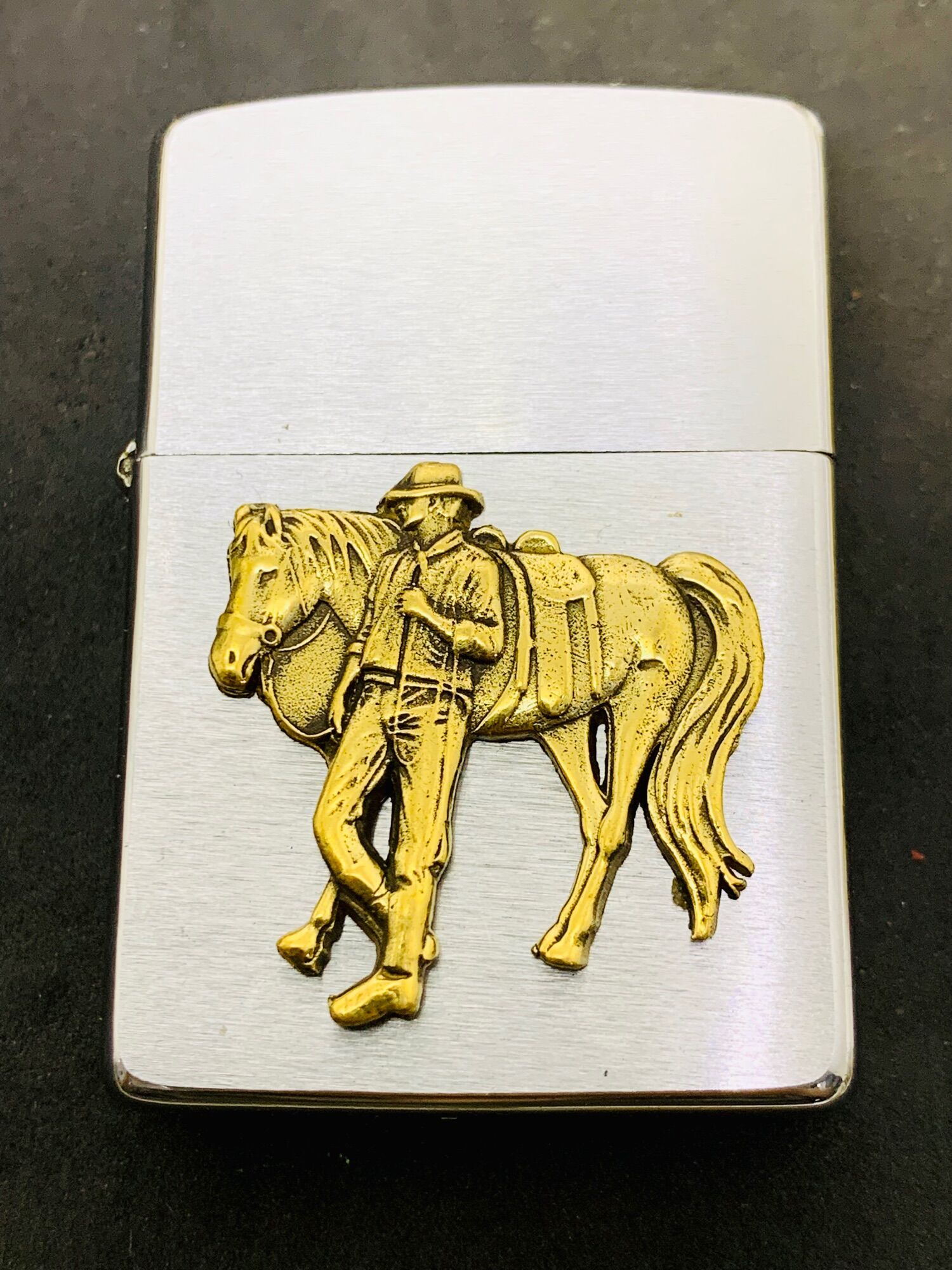 Eblem Marlboro dán Zippo