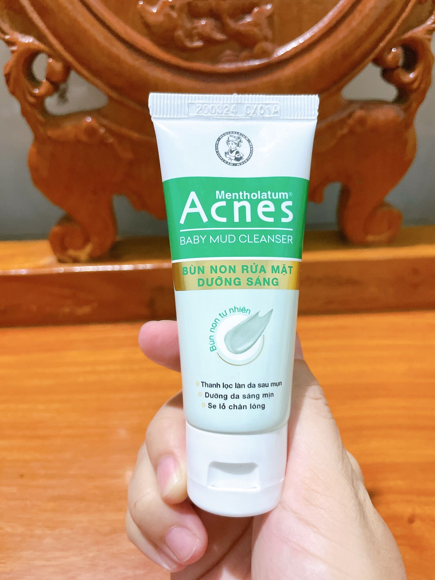 Sữa rửa mặt bùn non Acnes 25g