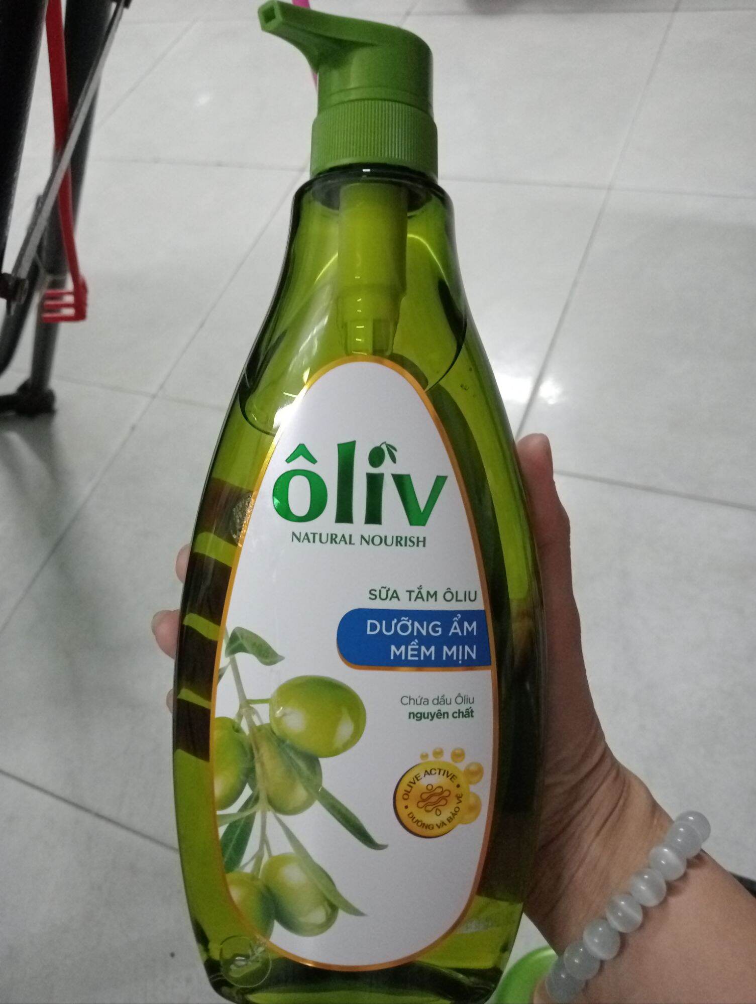 Sữa tắm ôliu dưỡng sáng da, mềm mịn 650ml/350ml