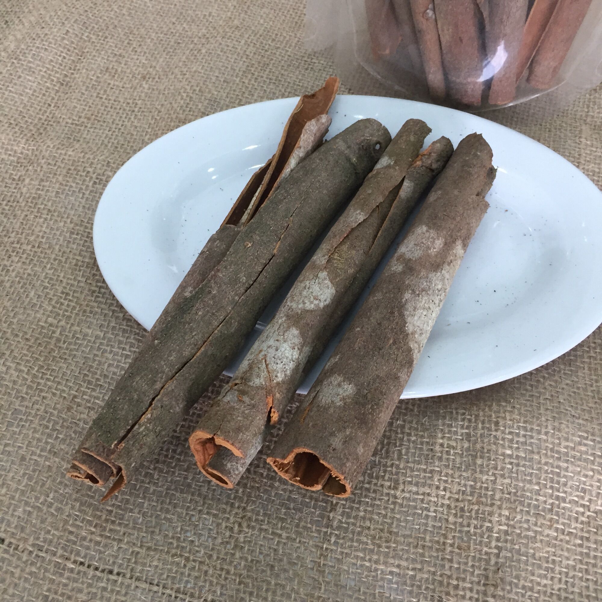 ( 1kg ) QUẾ THANH , Chưa Cạo Vỏ , Cay Thơm, - ĐSR