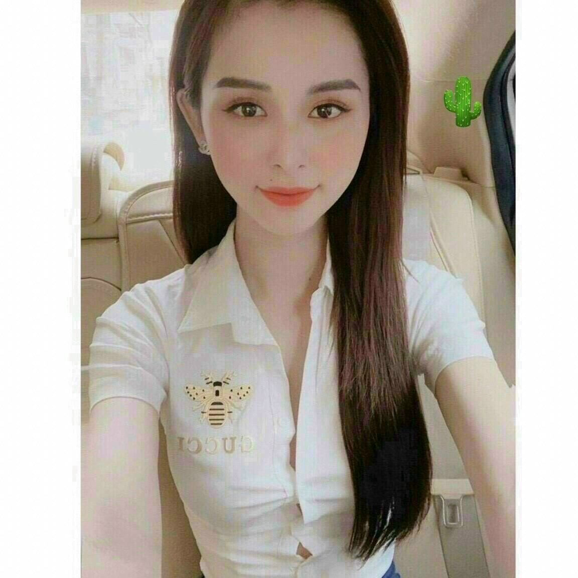 Áo sơ mi con ong tay ngắn ôm body pc