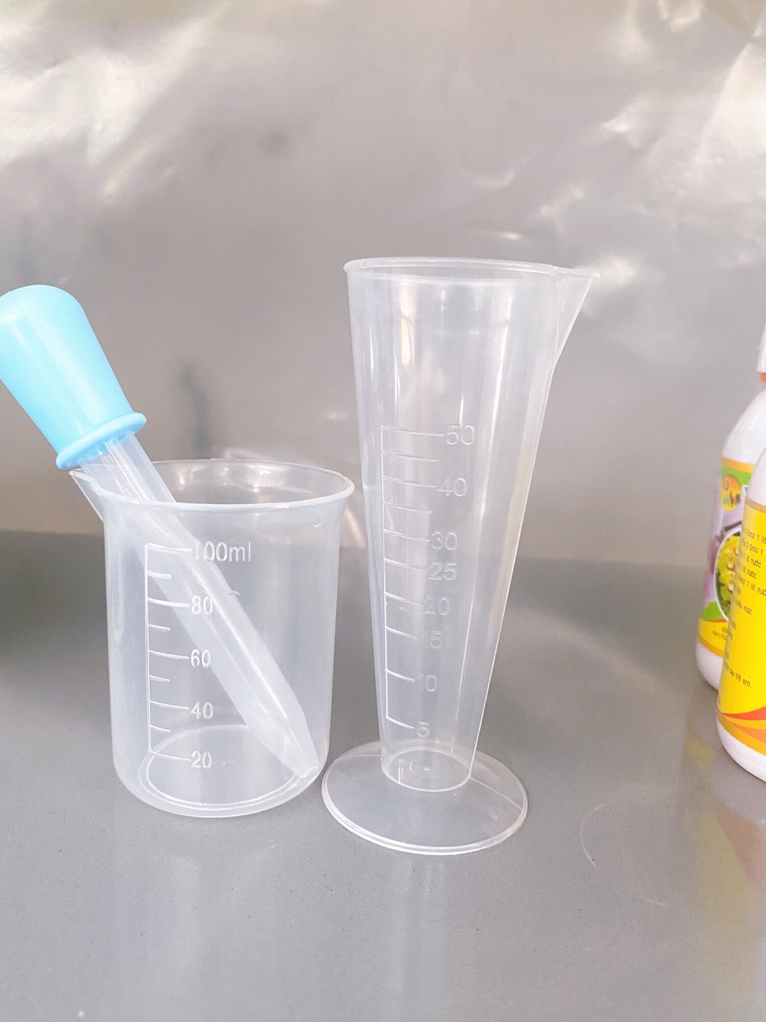 BỘ ĐO - LƯỜNG PHÂN BÓN CÓ VẠCH CHIA