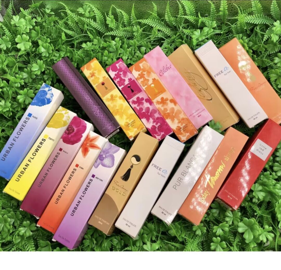 Nước hoa URBAN FLOWERS 30ml Avon Philippine (giao màu hồng cam tím ngẫu nhiên)