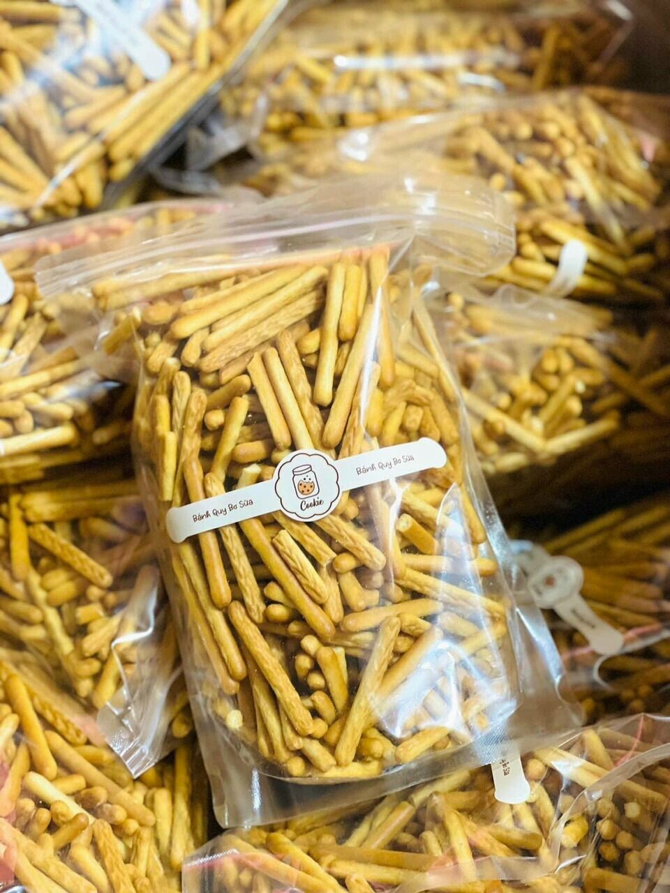 Bánh quy đũa mặn tuổi thơ 500g