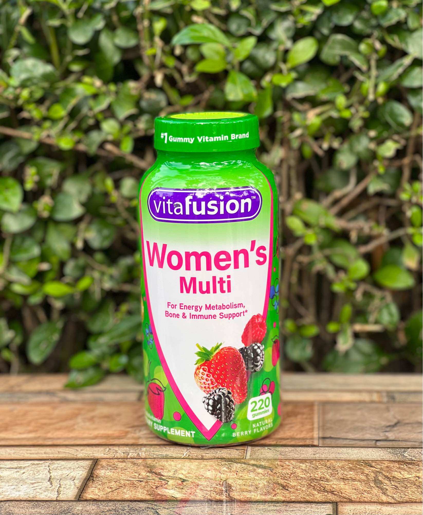 Kẹo dẻo vitamin tổng hợp Vitafusion Women’s Multivitamin 220 viên cho phụ nữ
