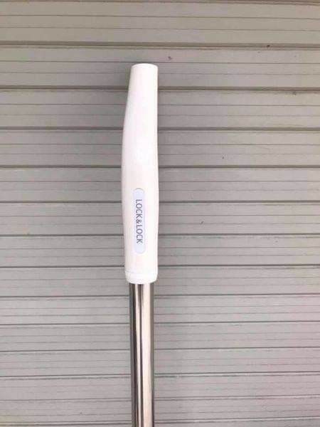 Cây lau nhà Lock&Lock dạng xịt nước ETM472