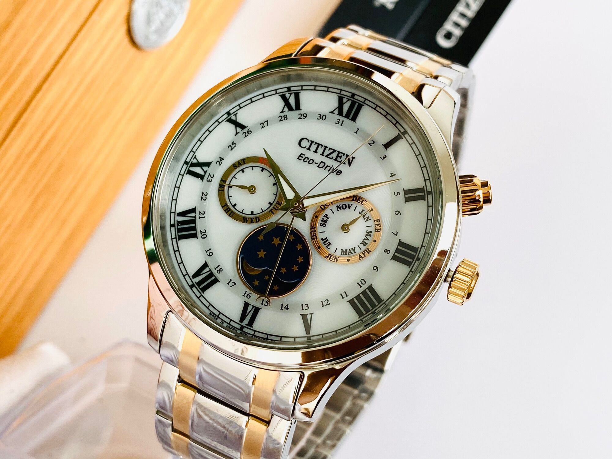 [Tặng Gói Bảo Hàng Vàng] ĐỒNG HỒ NAM CHÍNH HÃNG Citizen AP1054-80A Eco-Drive MULTI FUNCTION MoonPhase