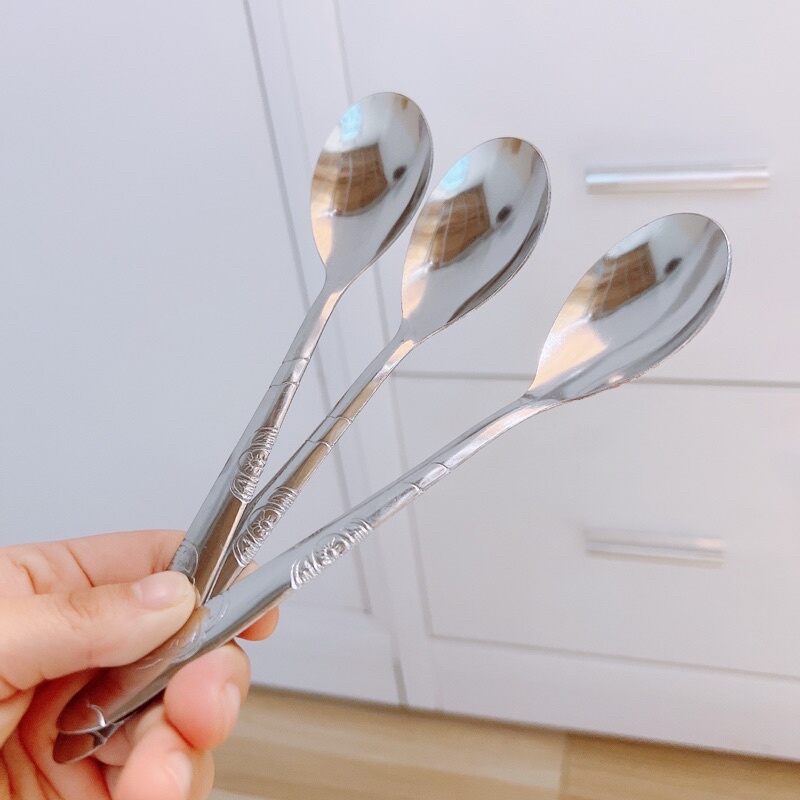 Thìa inox tiện dụng cho gia đình