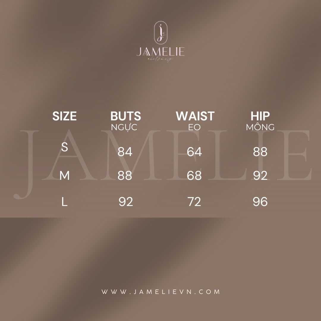 JAMELIE Kirby Short - White Version
