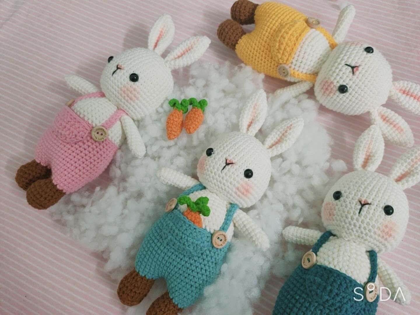Thỏ bông len kèm cà rốt cao cấp 30cm miễn phí thêu tên