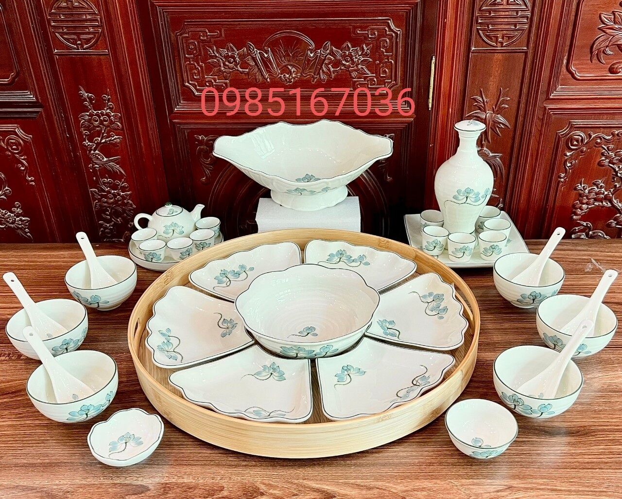Kệ gỗ đựng bình nước 4 lít,5 lít và 6 lít