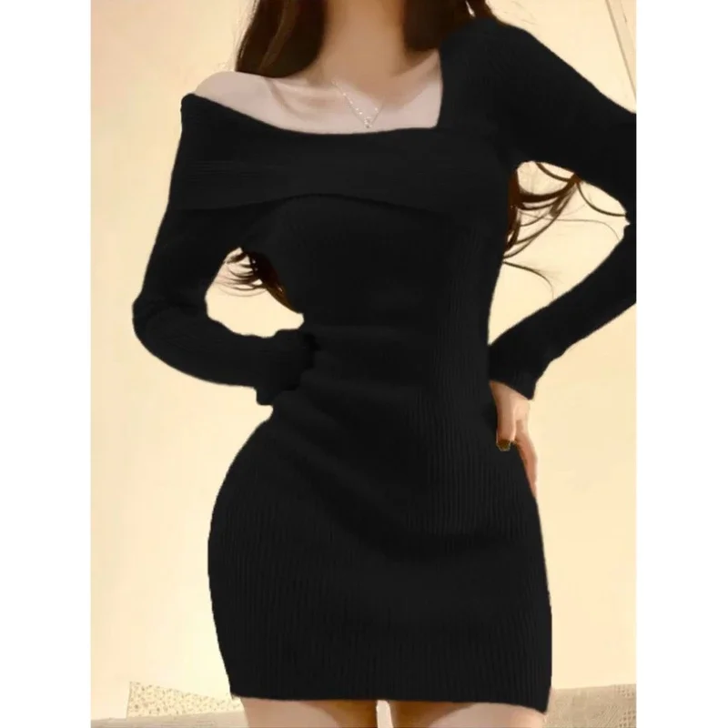 đầm len tăm lệch  vai ôm body
