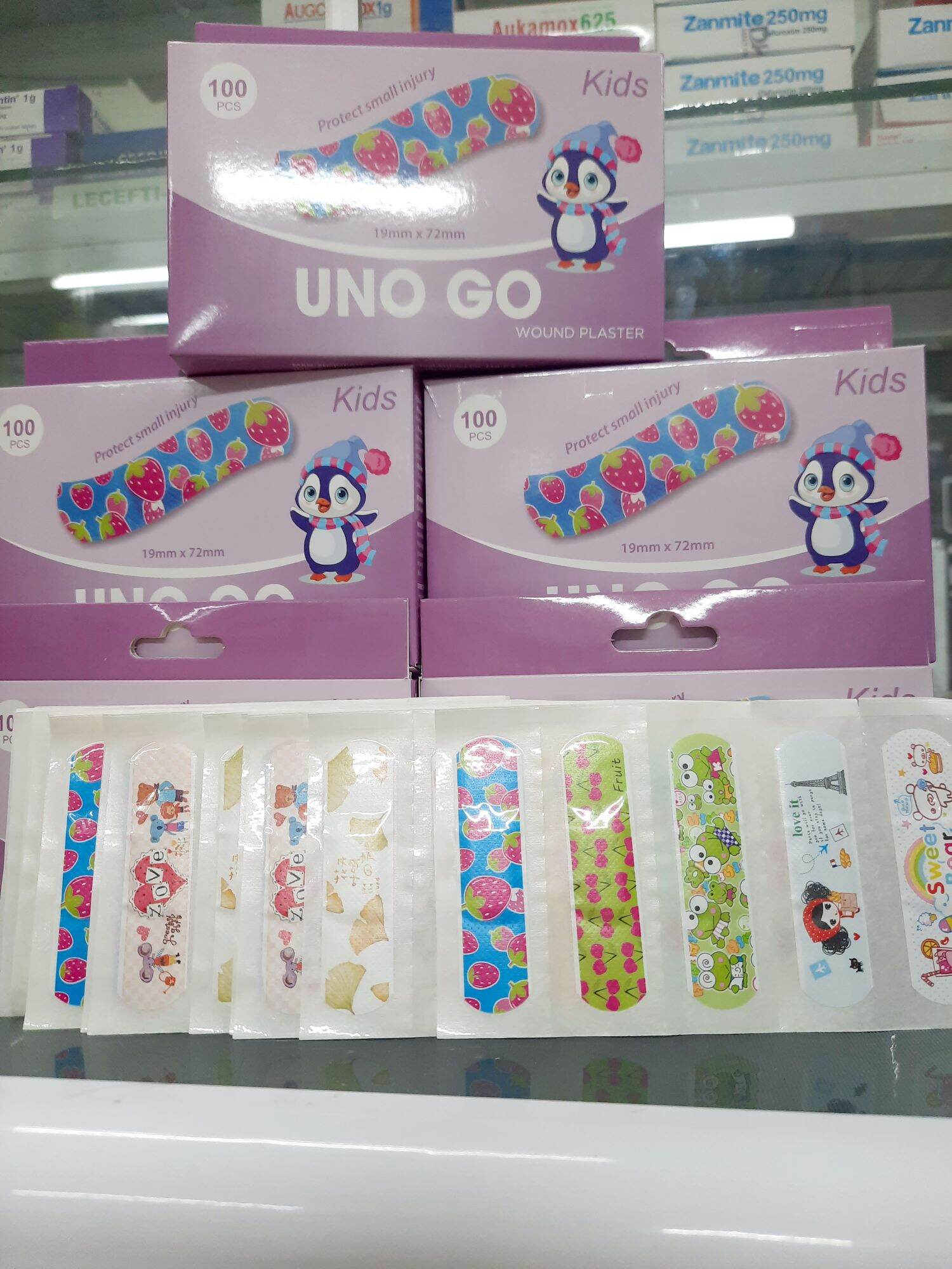 băng dính cá nhân hình cute hộp 100 pcs