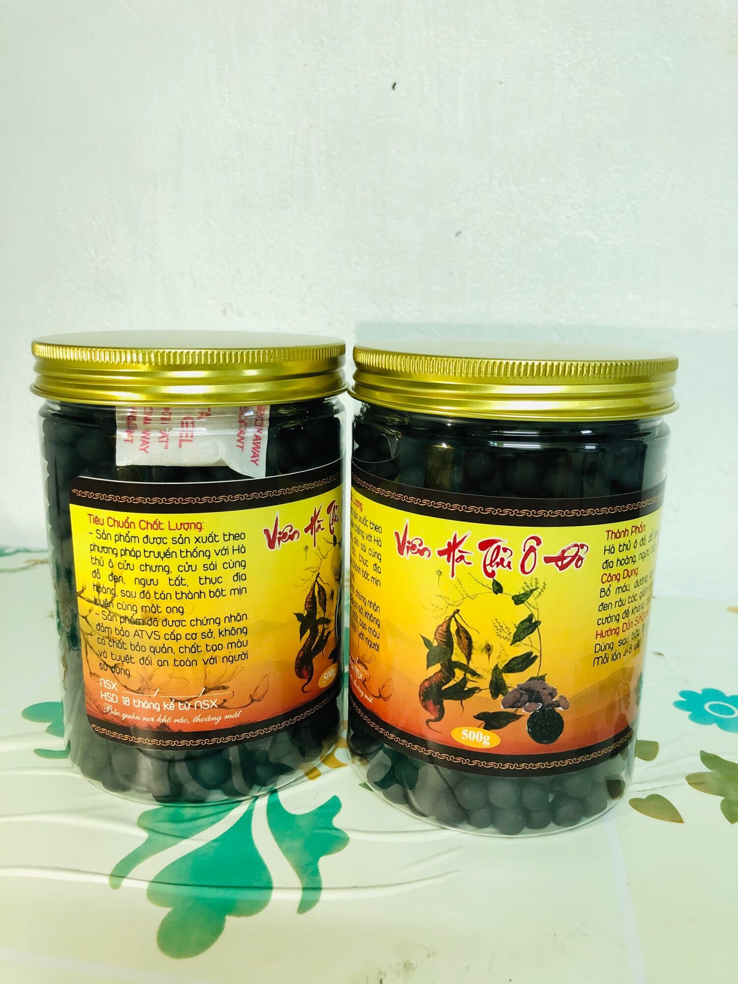 2 hộp viên hà thủ ô mật ong