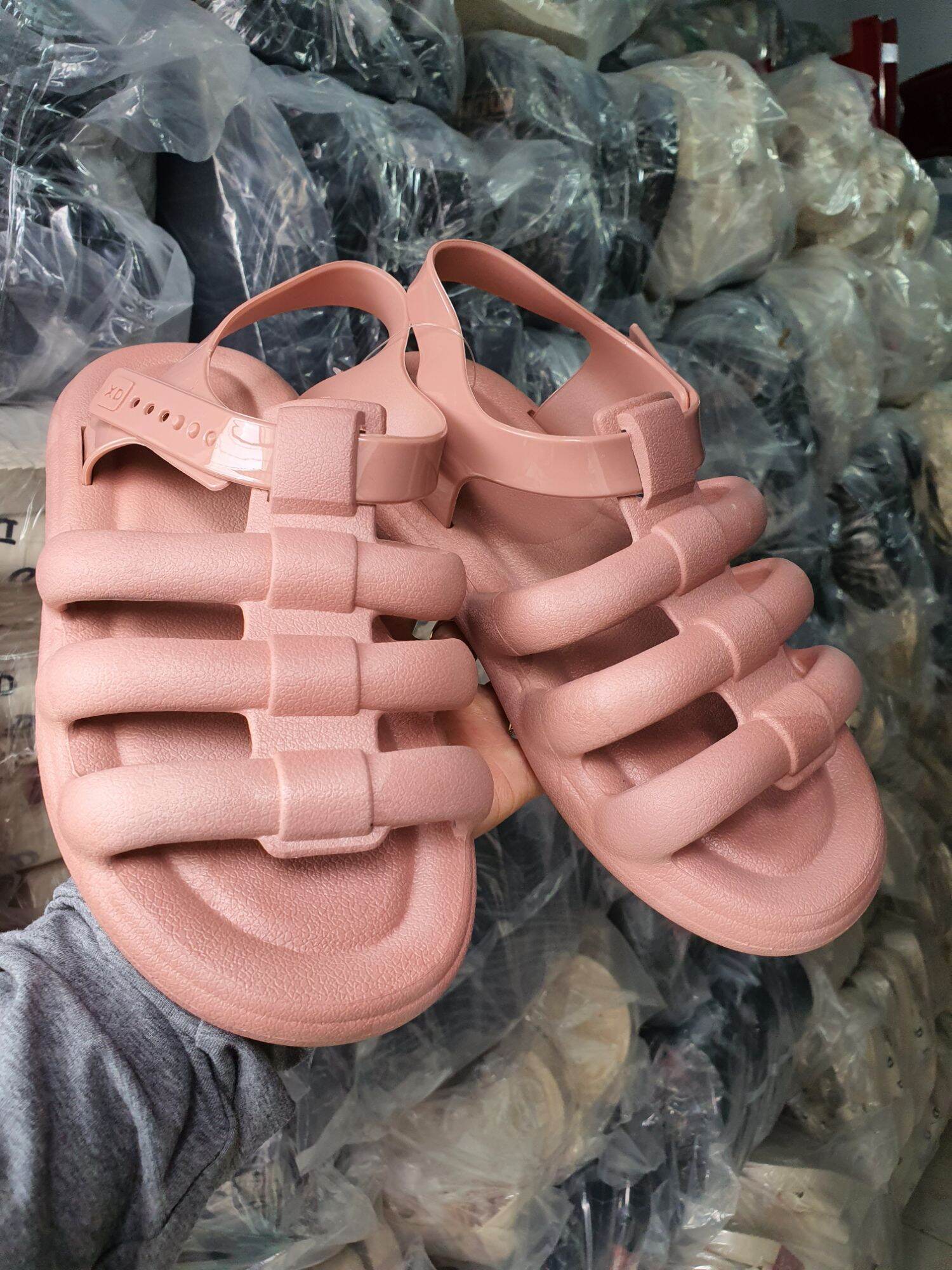 giày sandal nữ nhựa bánh mì