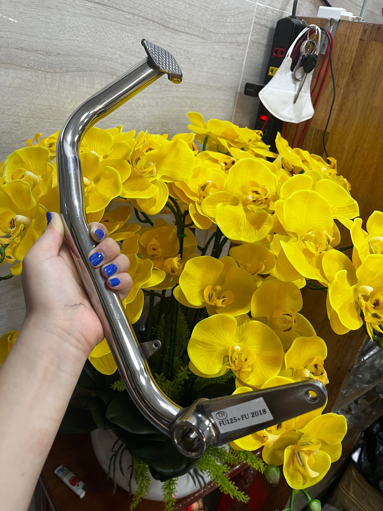 CẦN ĐẠP THẮNG INOX LẮP FUTURE 125- FUTURE 2018( đẹp bóng như hình)