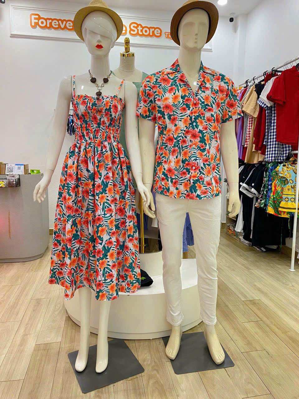 Set hoa đi biển. Đồ đôi đi biển