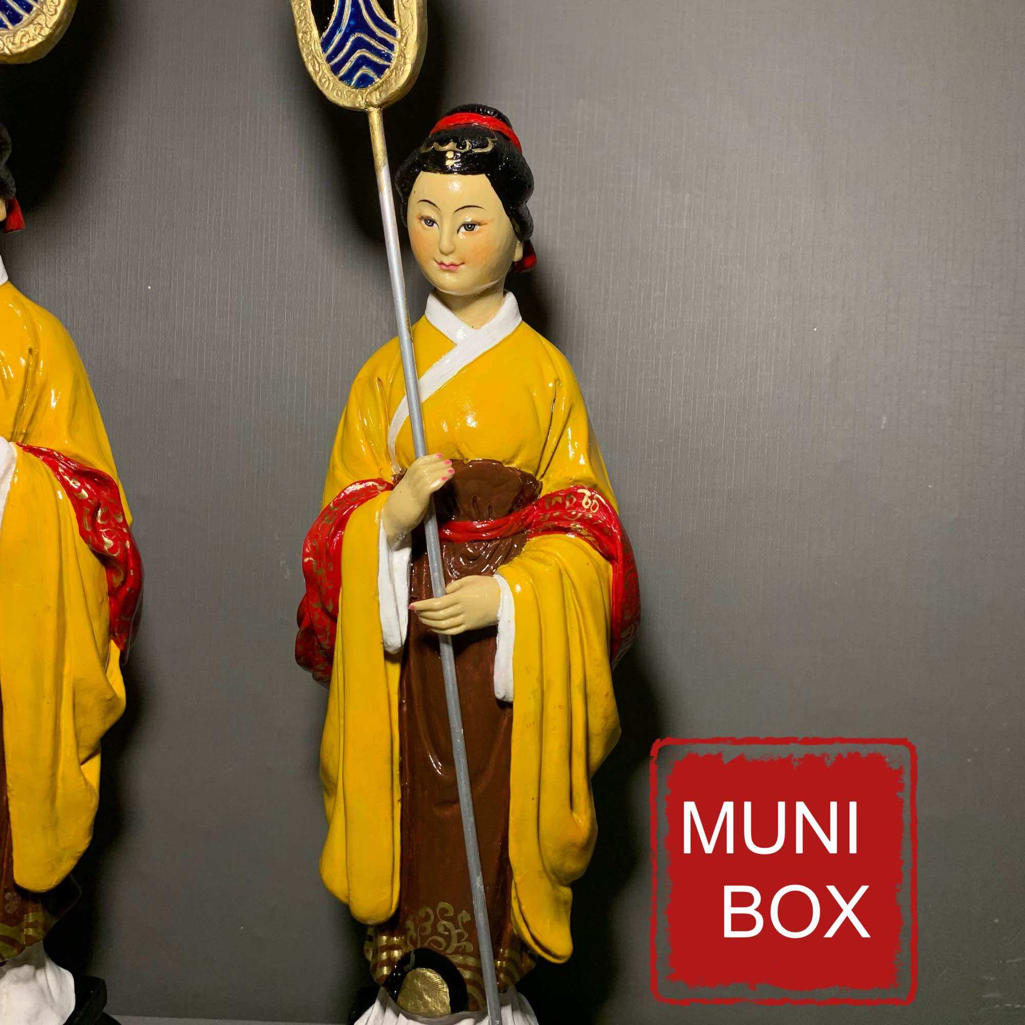 Bộ tượng hầu Thánh Mẫu 31cm