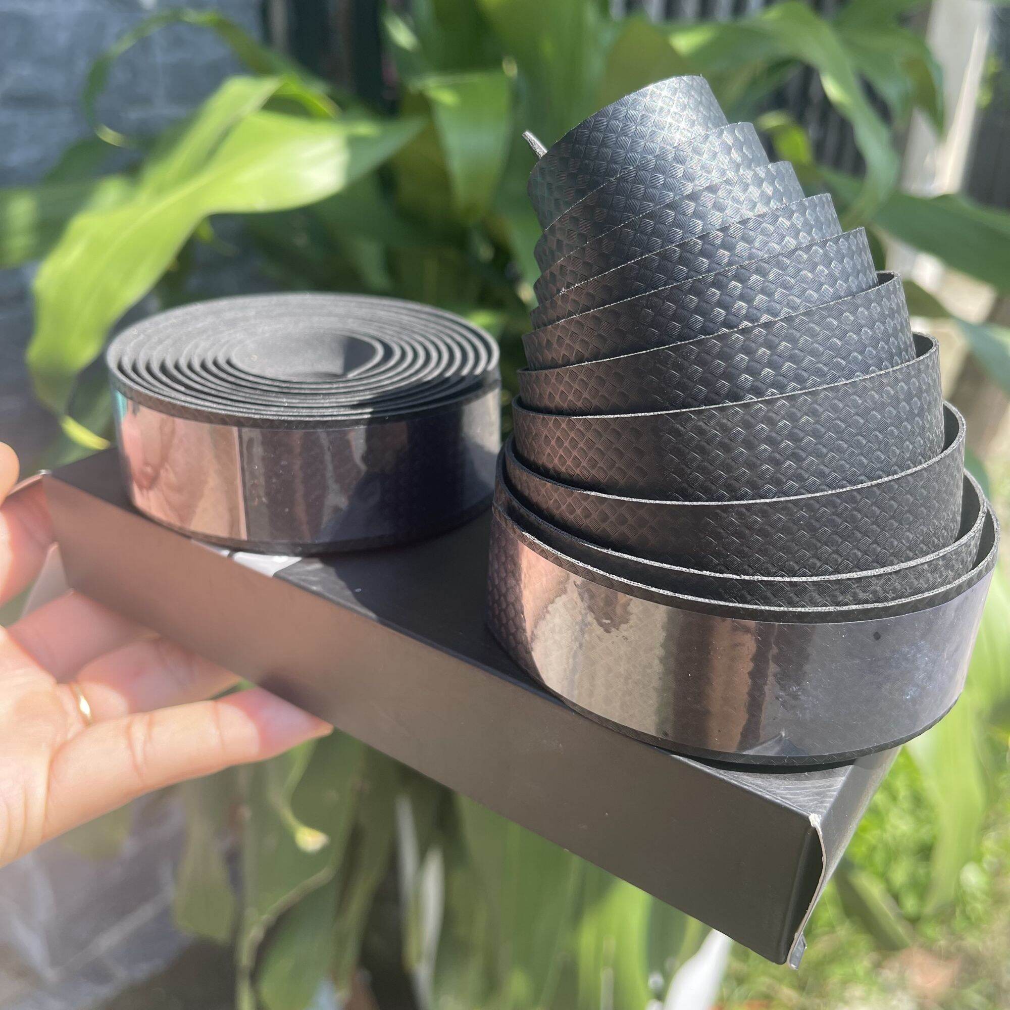 Dây quấn ghi đông xe đạp vân carbon