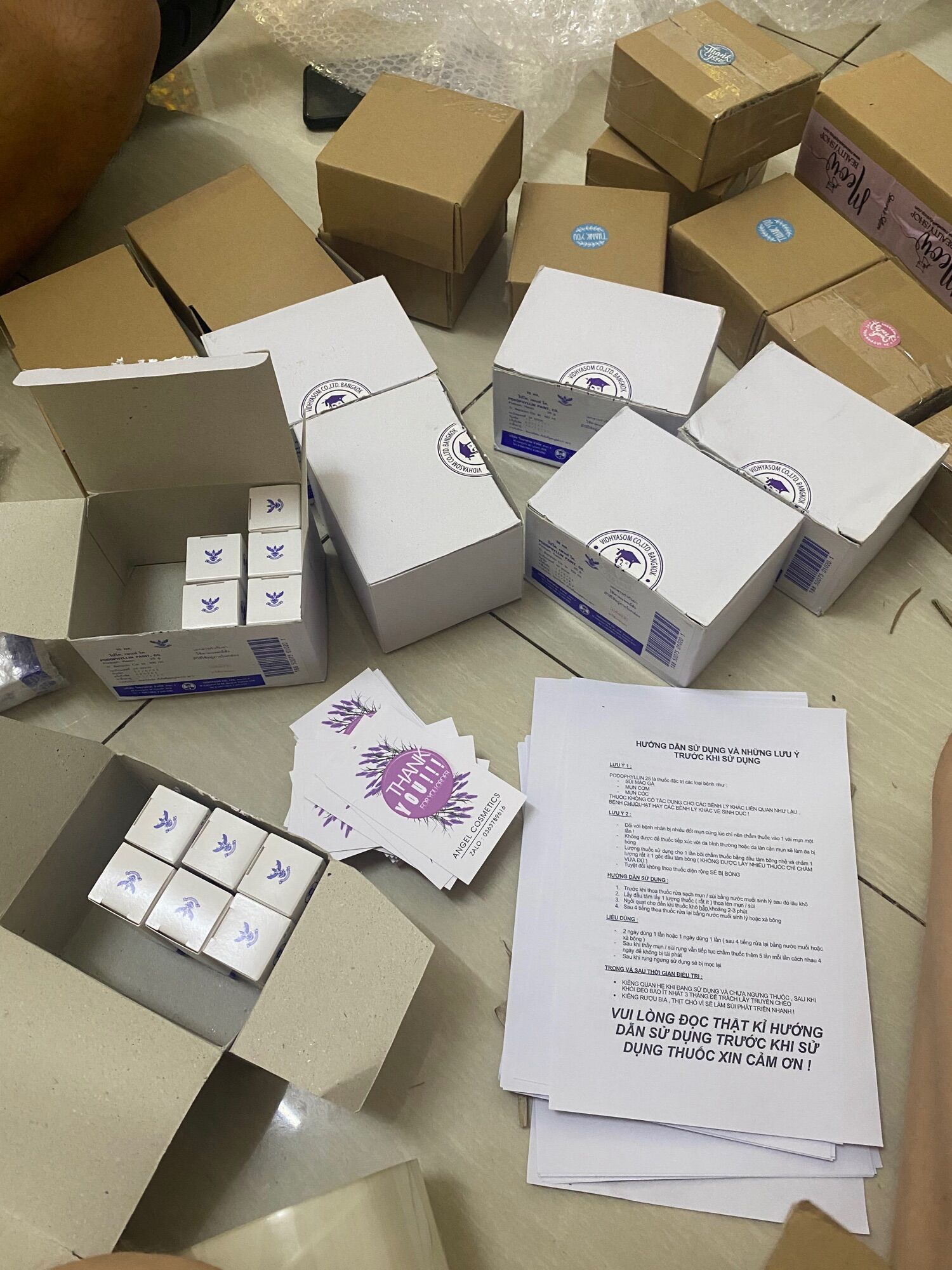 PODOPHYLLIN 25 BÔI MỤN CƠM , MỤN CÓC , SÙI MÀO GÀ [CHÍNH HÃNG]