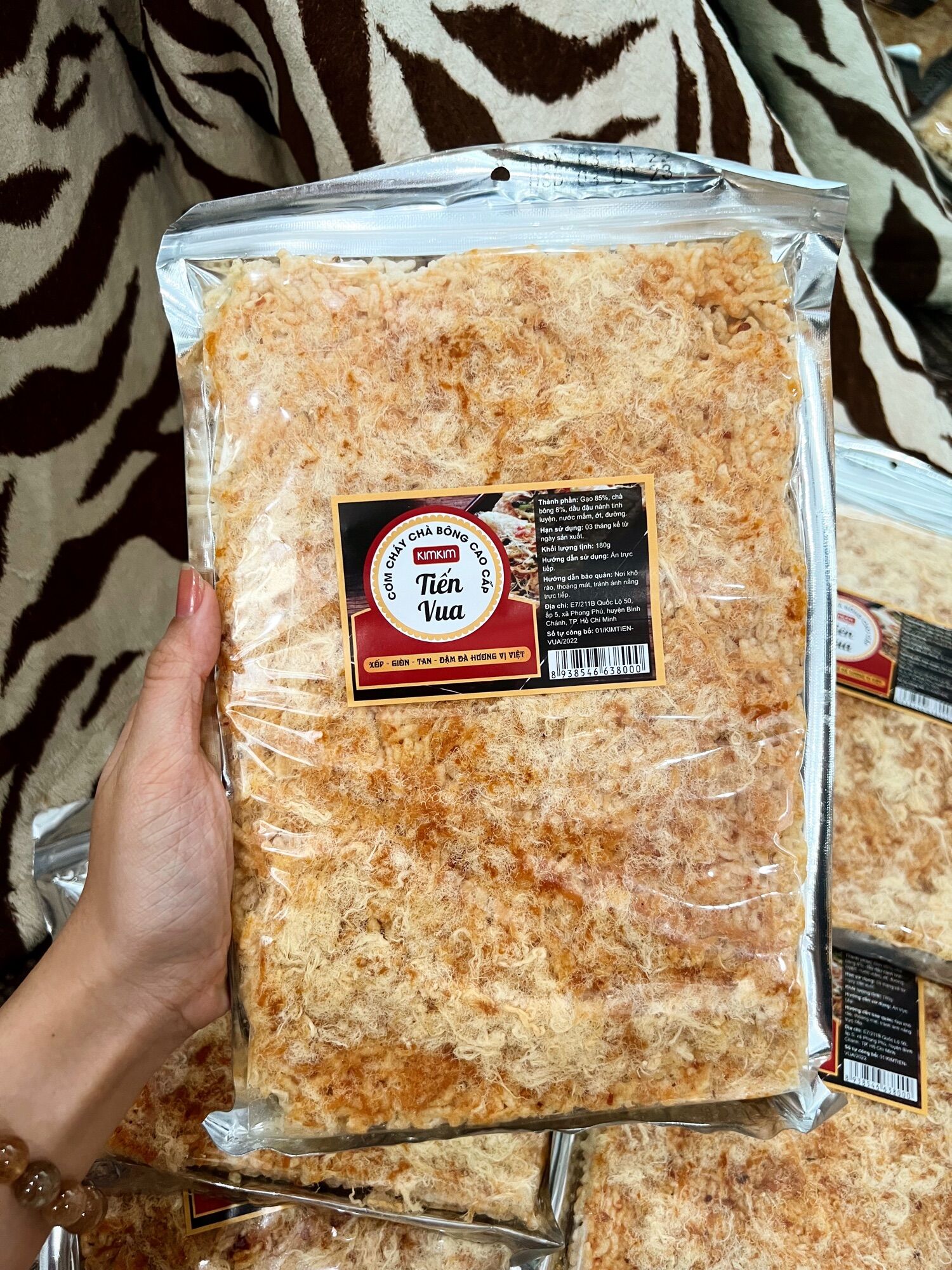 [Bee Thảo] Cơm Cháy Chà Bông Tiến Vua
