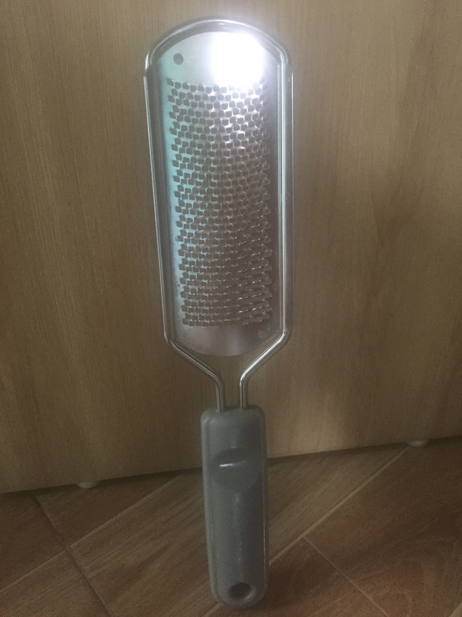 Chà gót chân, dụng cụ Chà gót chân inox