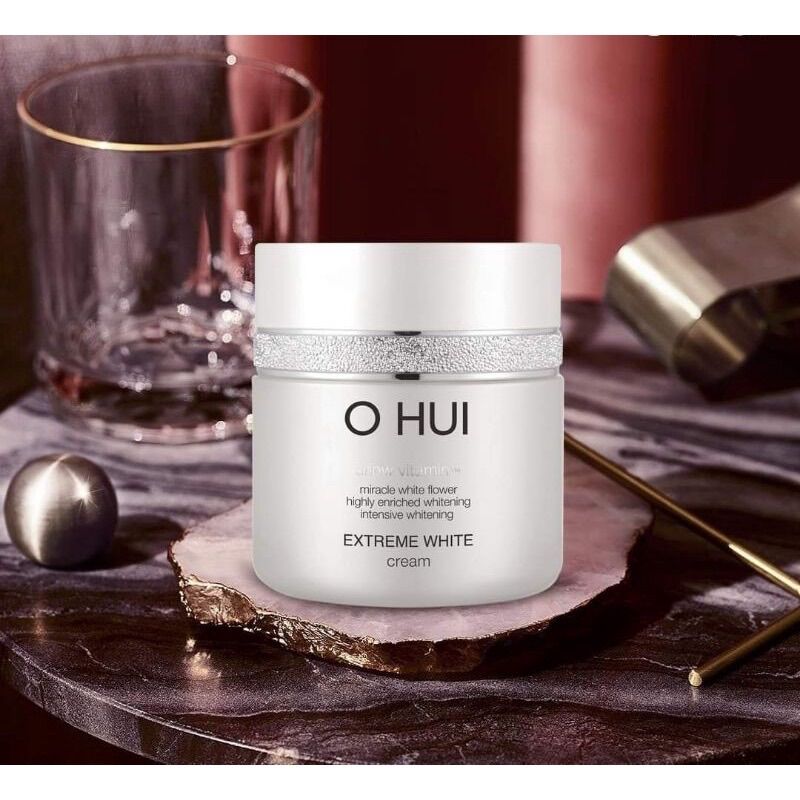 Kem Ohui trắng da mờ thâm sạm nám cho làn da trắng hồng mịn màng Ohui Extreme White Cream 50ML