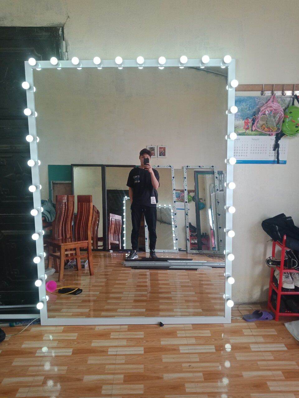 Gương đèn led 70x170cm 18 bóng