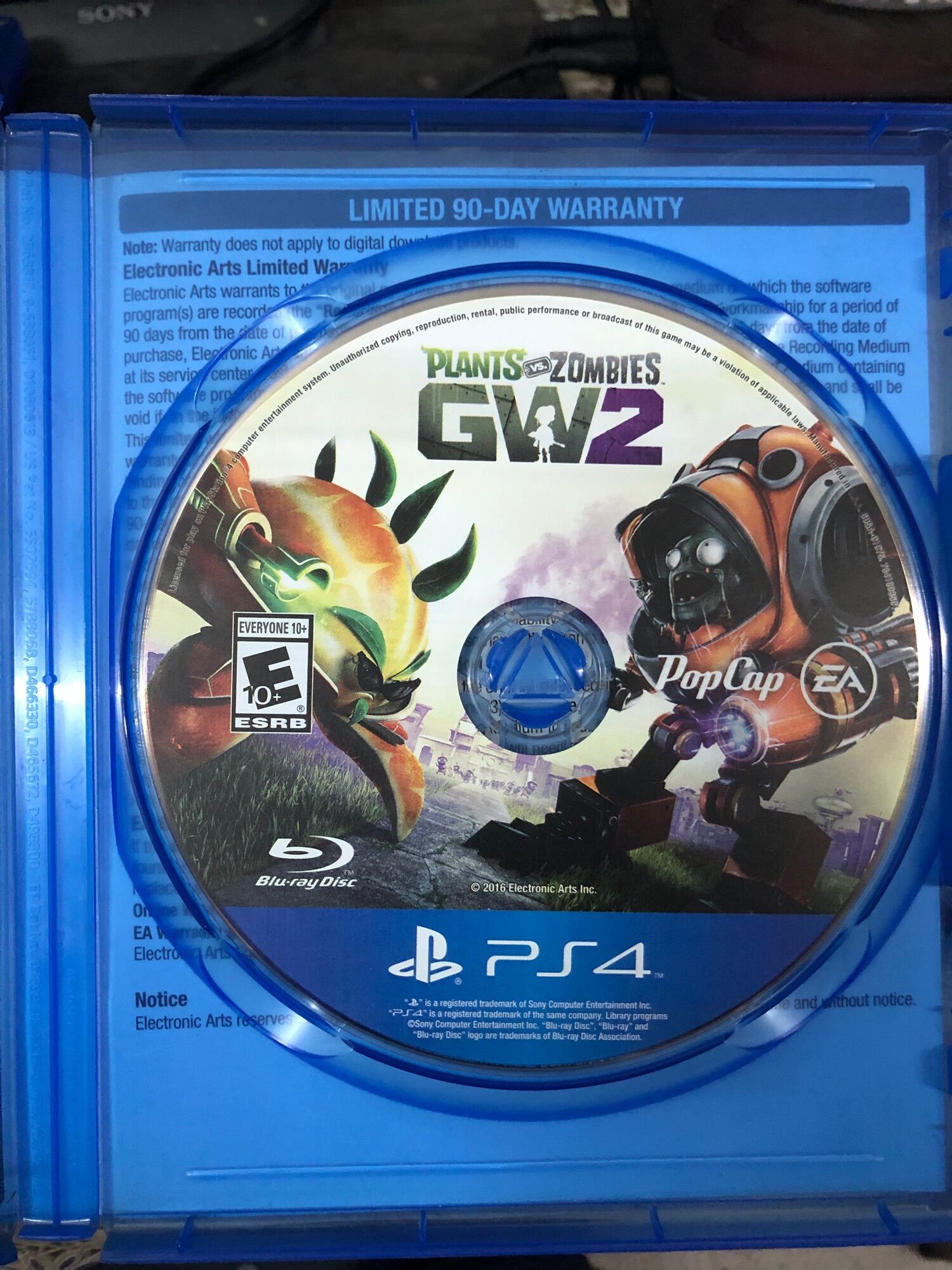 Đĩa game PS4/PS5: PLANTS VS ZOMBIES GW2 (2HAND)