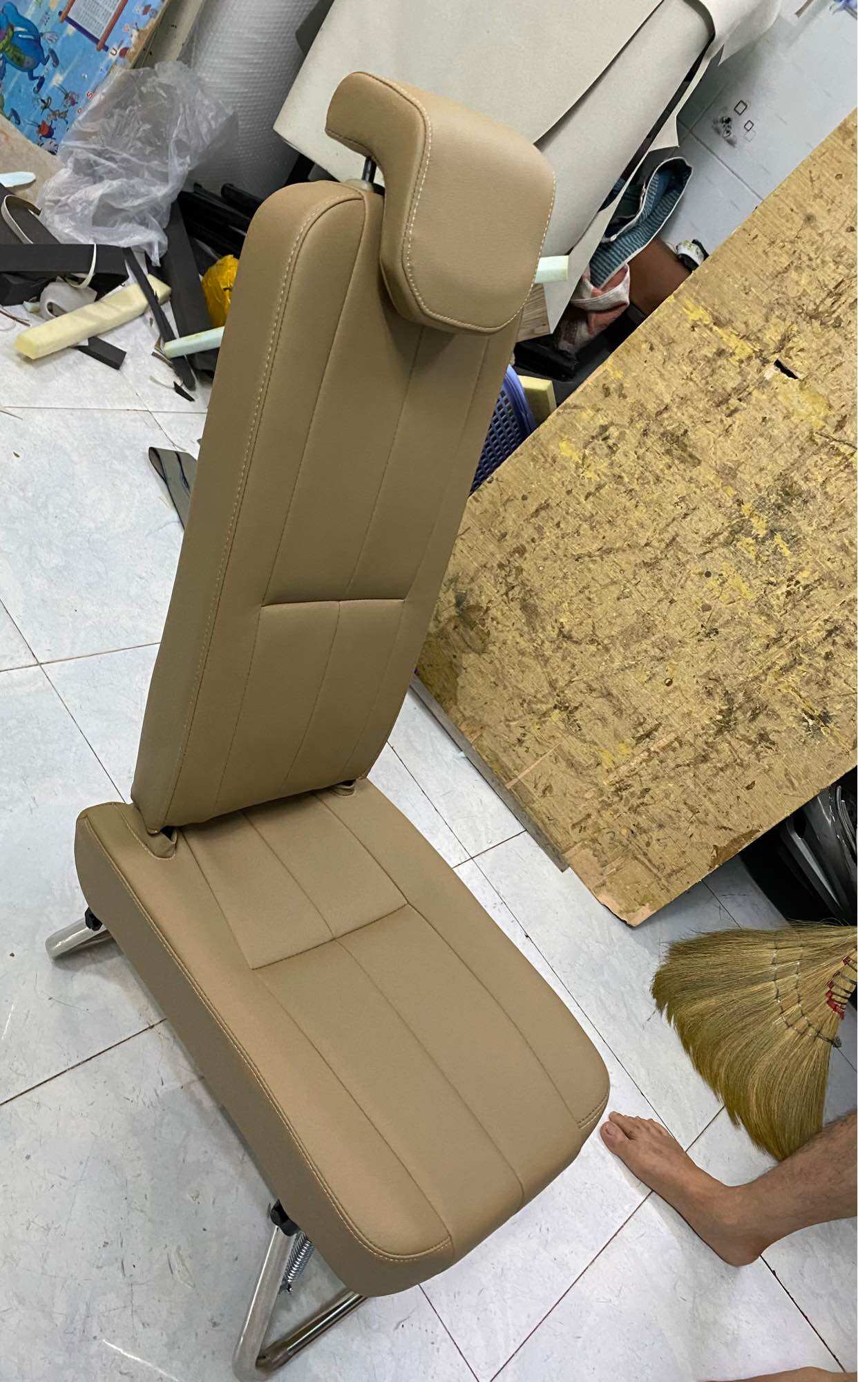 Ghế phụ xe Kia Sedona