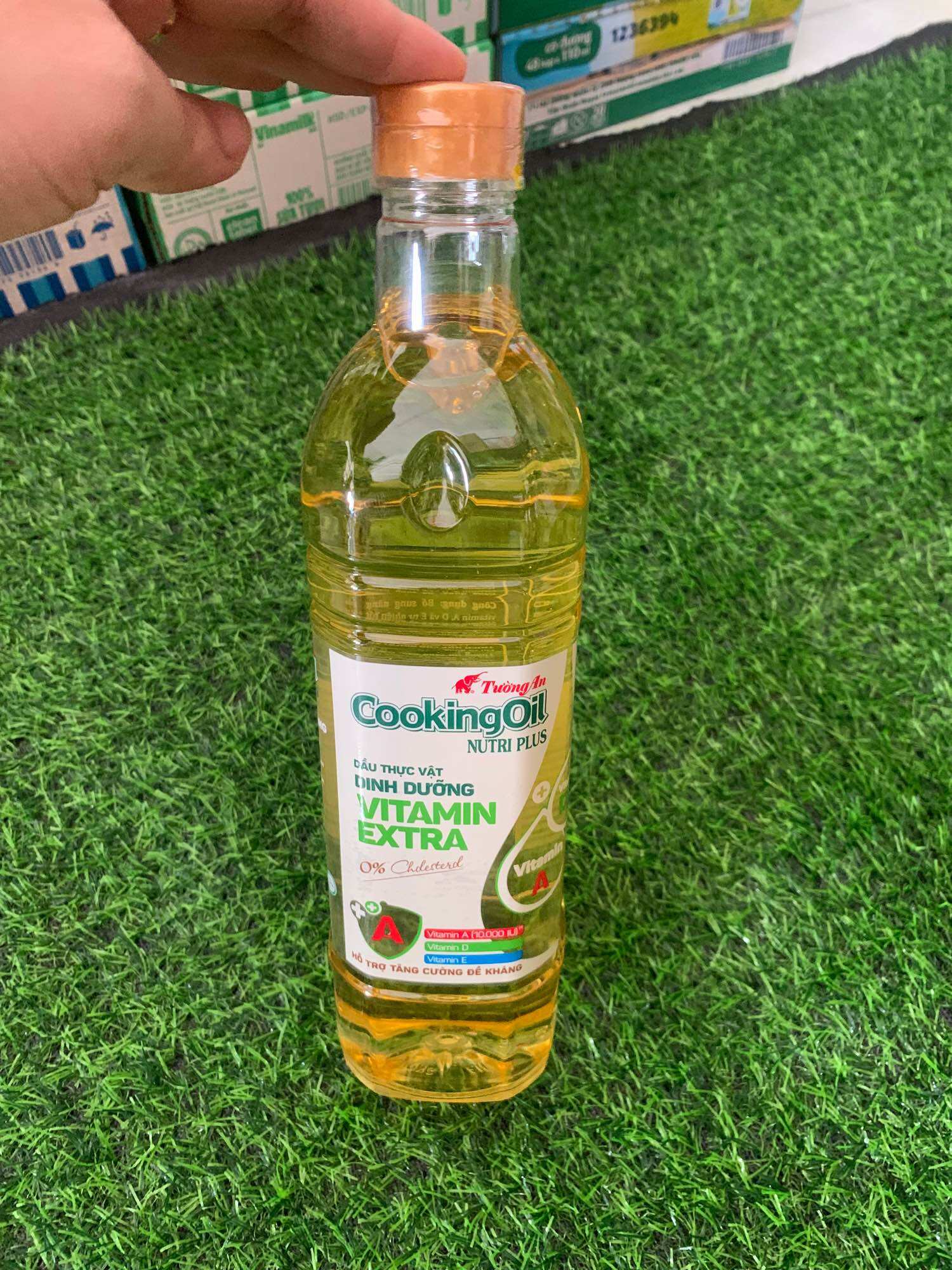 Dầu ăn Tường An chai 1lit
