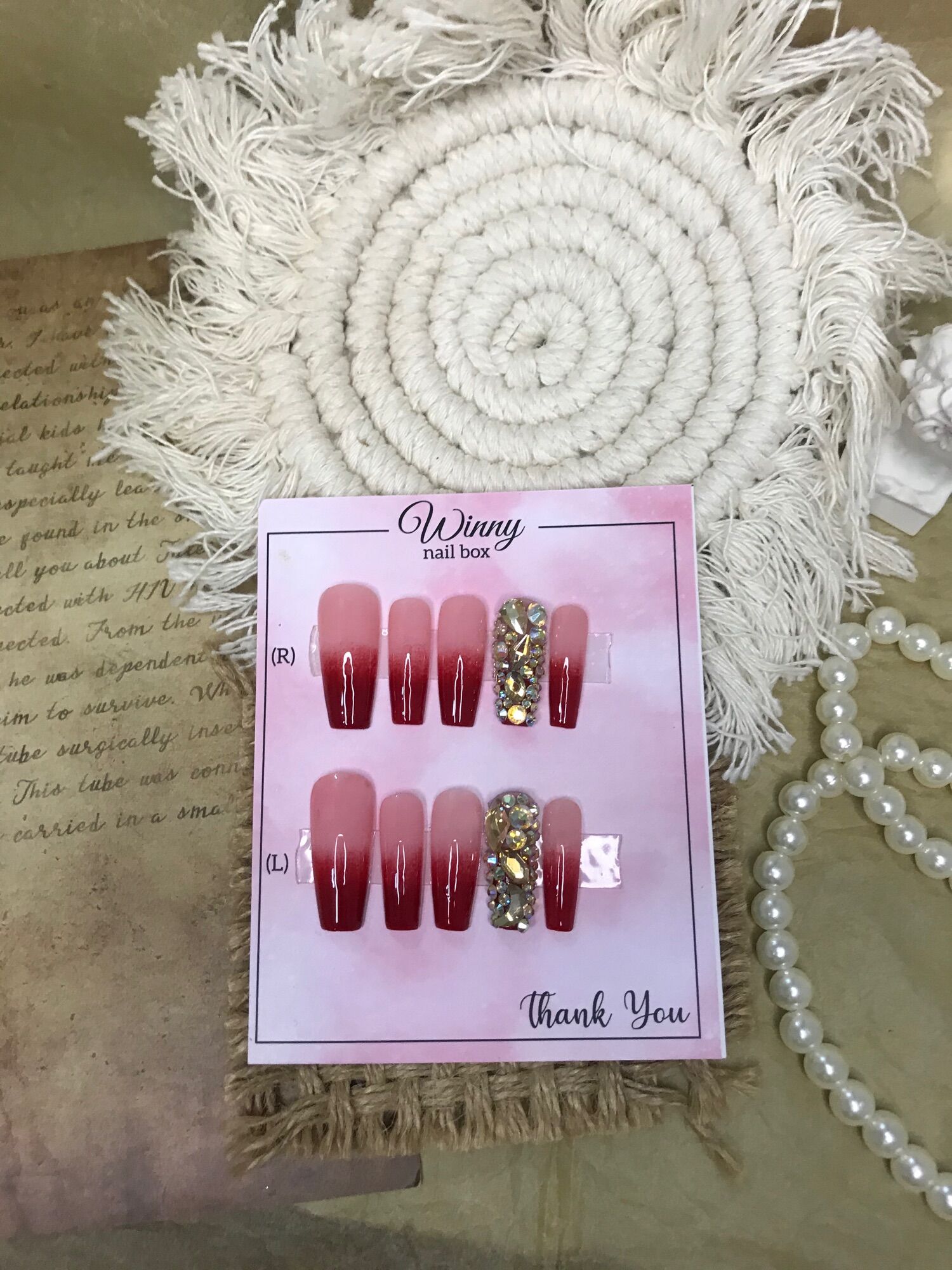 Nailbox móng up móng giả đỏ ombre đính đá