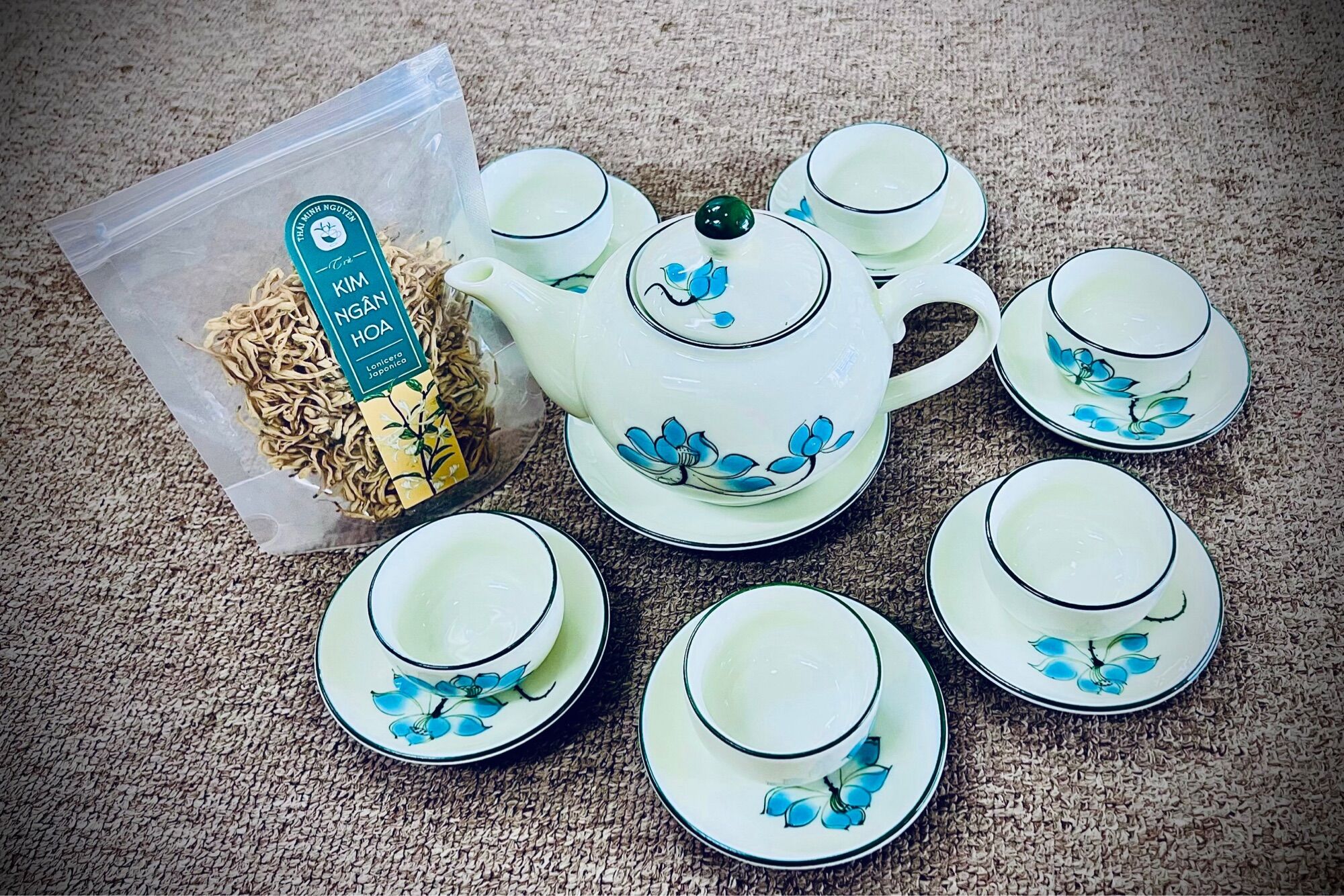 Trà kim ngân hoa chai 30g