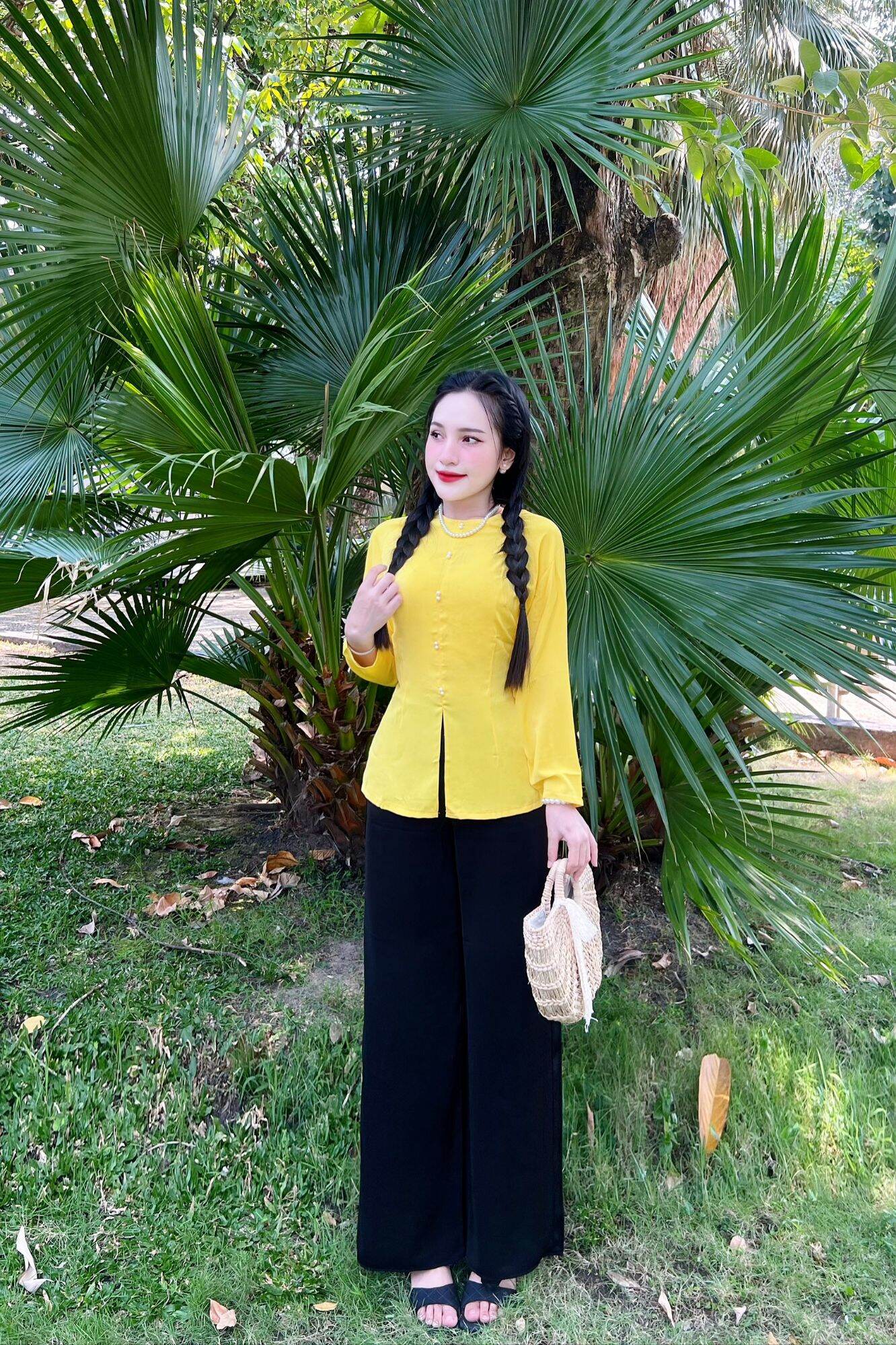 Bộ bà ba cổ tròn nút ngọc đôi tay dài suông