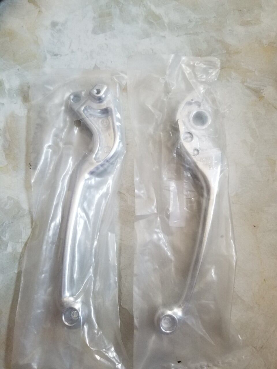 Pair of Airblade Brake Levers on the Left and Right.