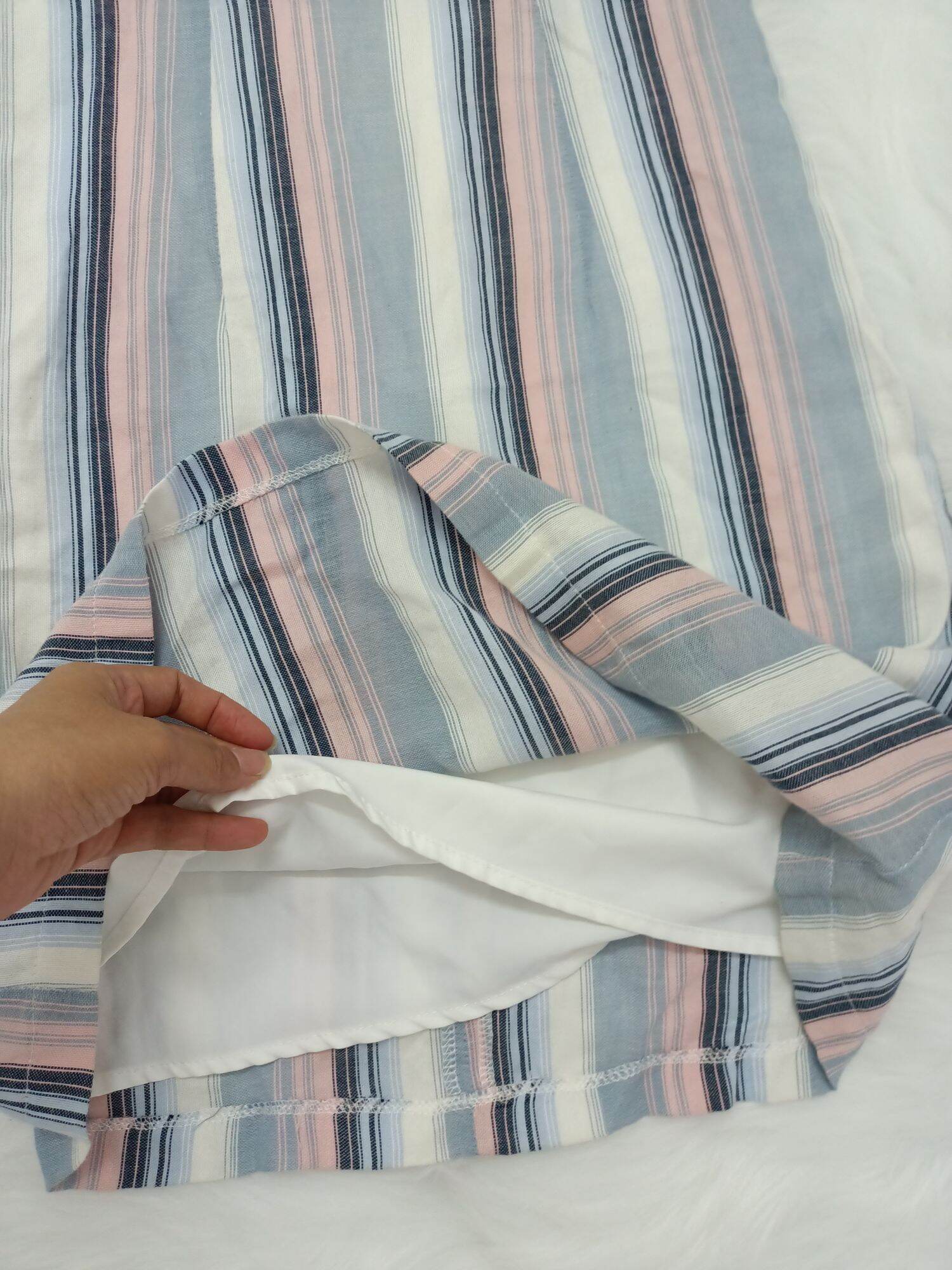 đầm cổ yếm sọc M của Dottie