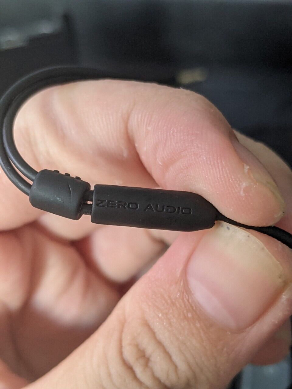 Tai nghe zero audio zb-03