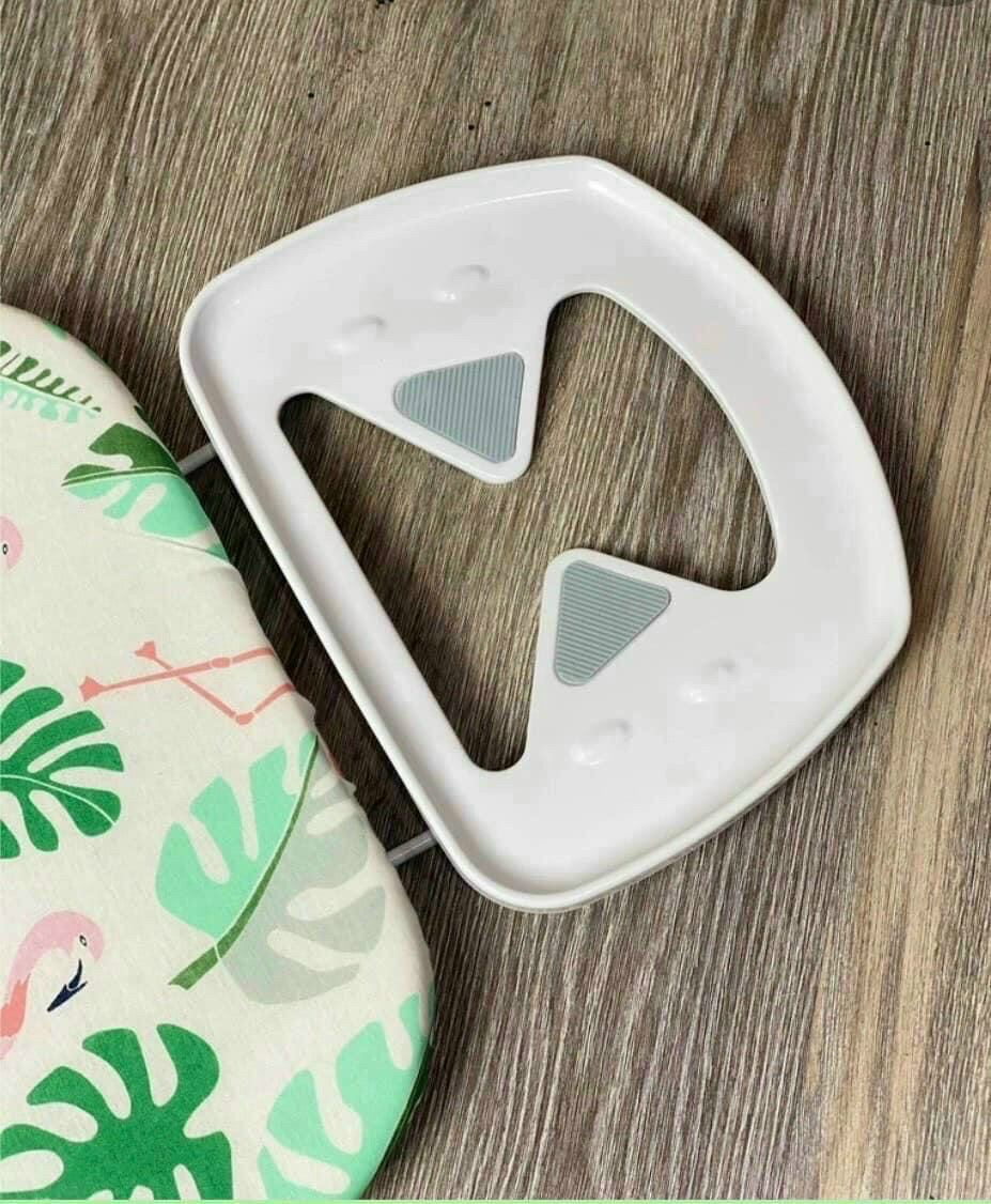 Bàn để ủi đồ dạng ngồi lebenlang