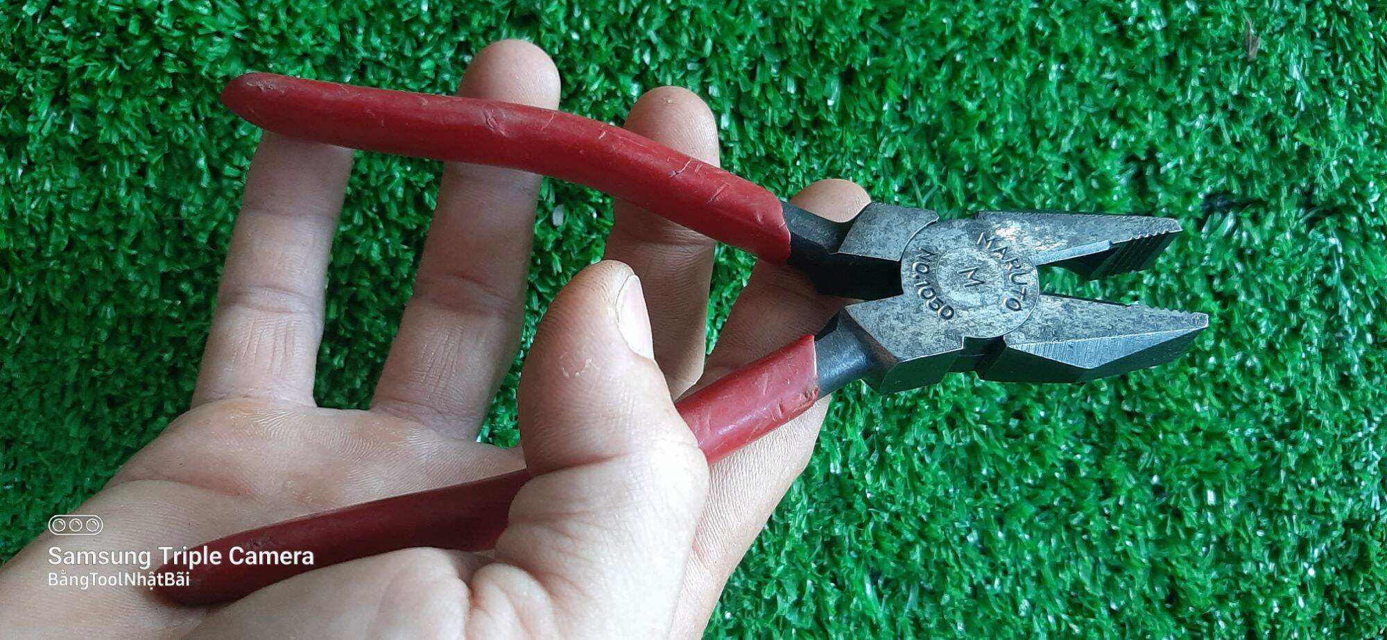 Kìm con cá 2 lỗ nhật bãi