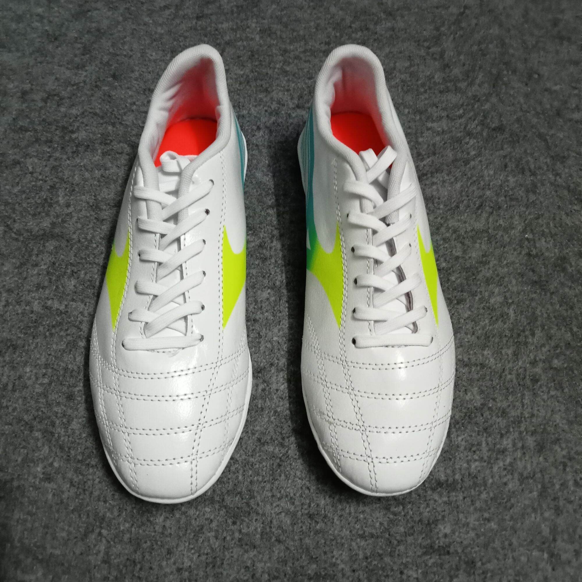 Giày đá bóng Mizuno Việt đã khâu đế Hồng